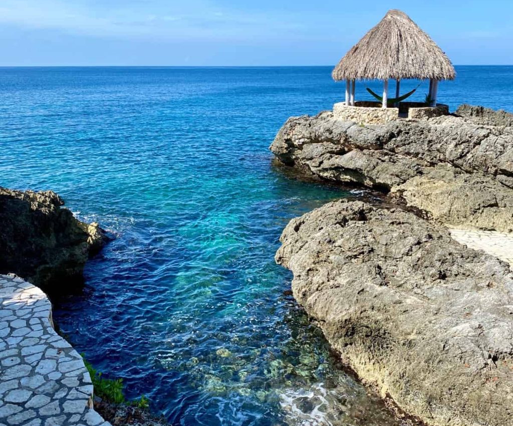 Cliffside weed delivery in negril