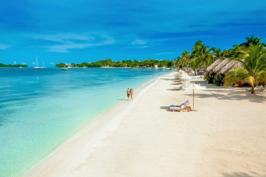 Weed Delivery on 7 Mile Beavh Negril