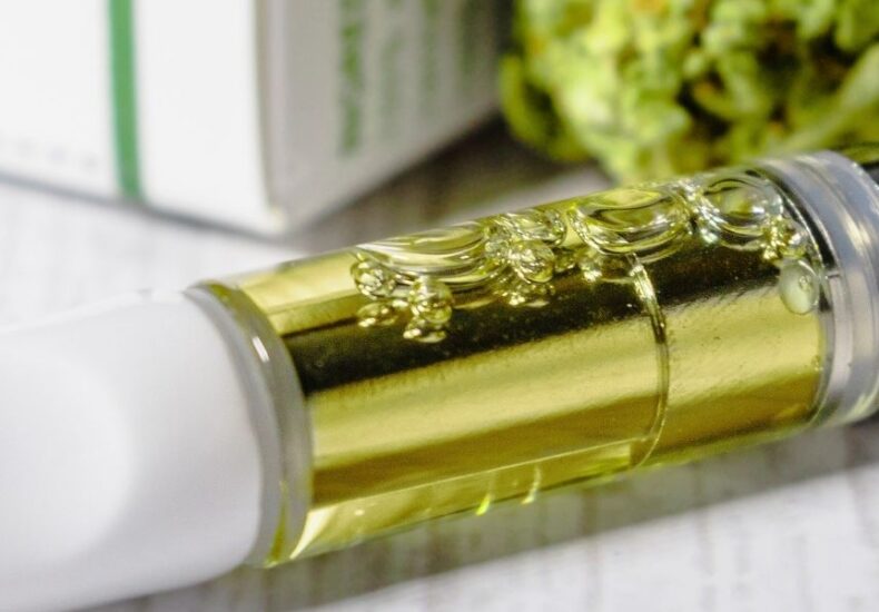 Vapes, What is CO2 extract, cannabis extracts in jamaica, where to buy vapes in jamaica